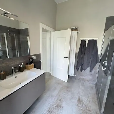 Gru Tatil Evi