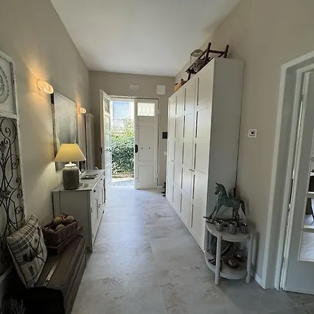 Gru Tatil Evi Lucca