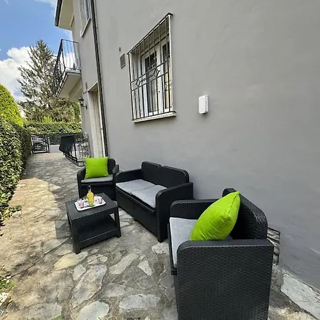 Gru Tatil Evi Lucca